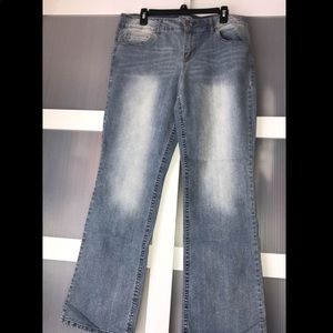 L.e.i. Ashley lowrise boot cut jeans